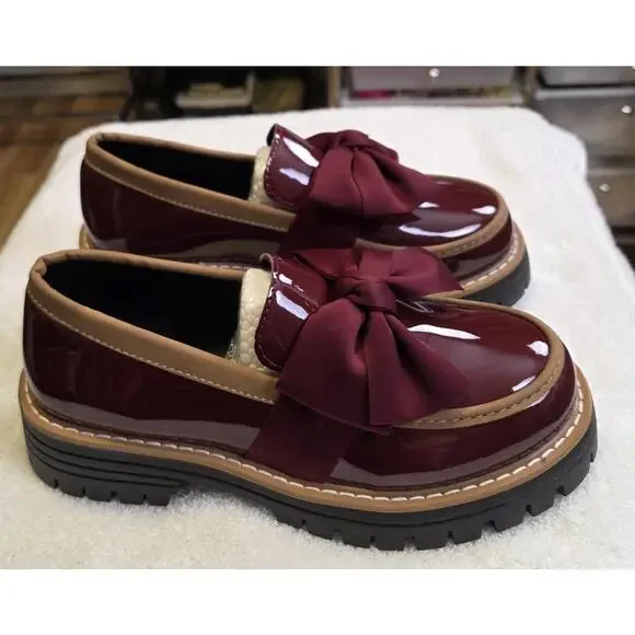 Women's Bow Decor Patent Leather Round Toe Loafers (size 6) - Picture 4 of 8